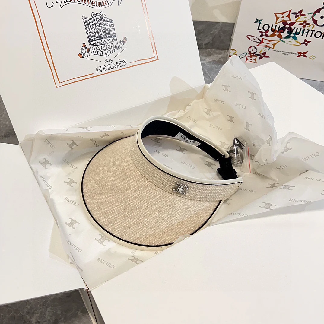 Шляпа от солнца Chanel 2024 Summer New Pearl Logo Sequin Sun Hat - Apricot