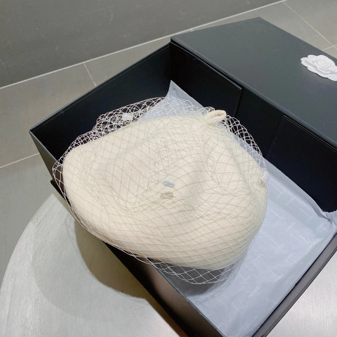 Gucci - Белая шерстяная шляпа художника