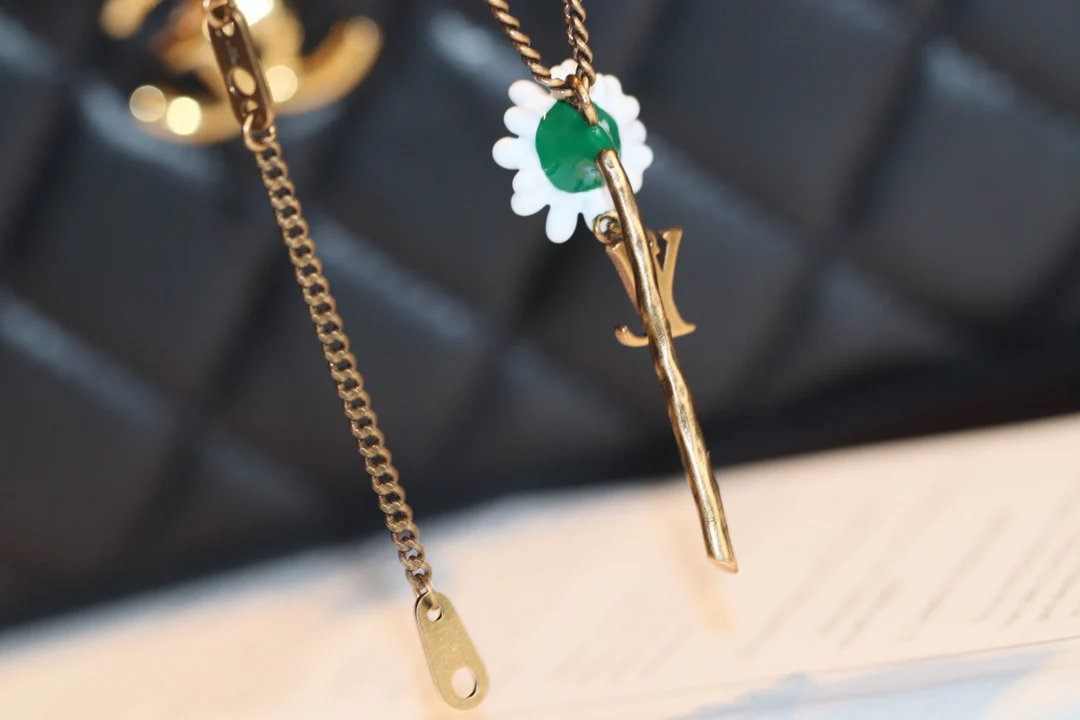 LV-Ожерелье 091