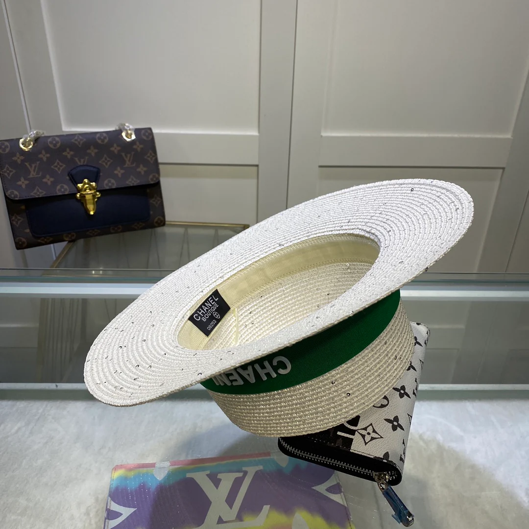 Новая соломенная шляпа Chanel 2022 года - 1