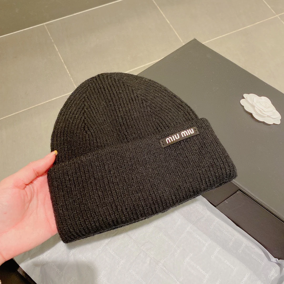 Вязаная шапка Miu Miu - Унисекс - Черная