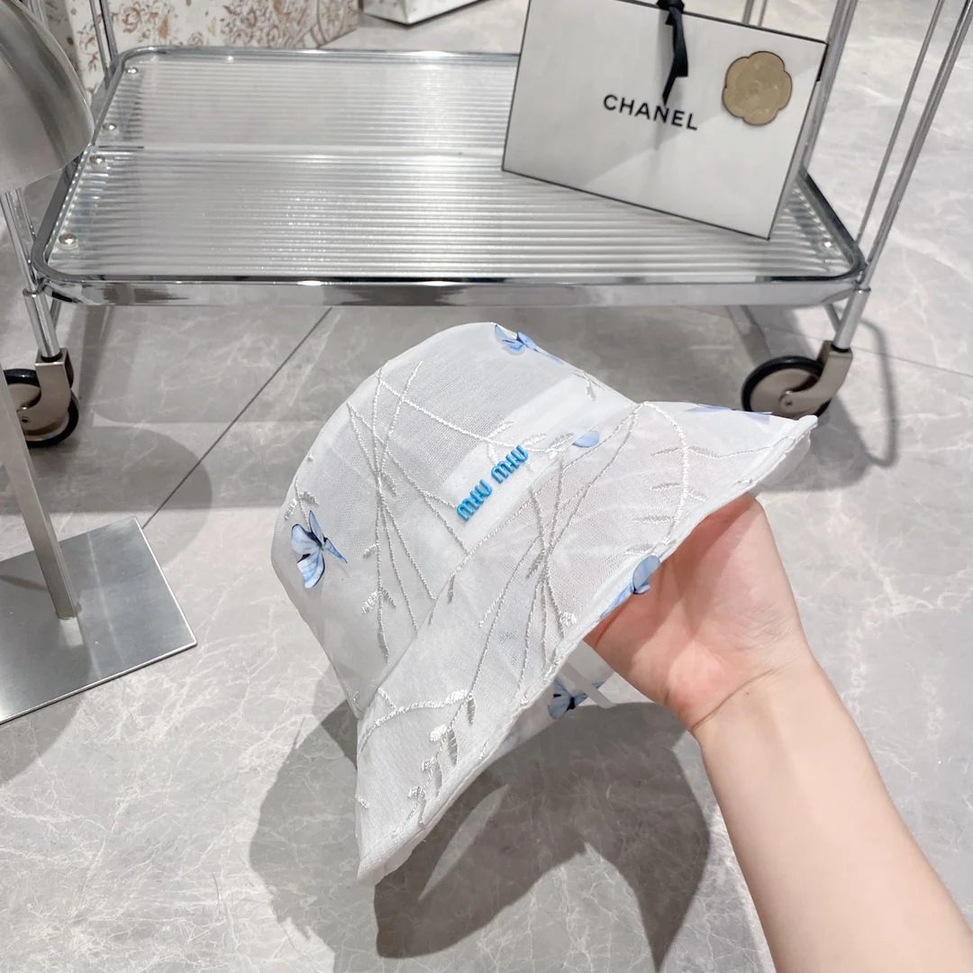 Новинка весны/лета Miu Miu 2023 — Рыбацкая шляпа из органзы — Синяя