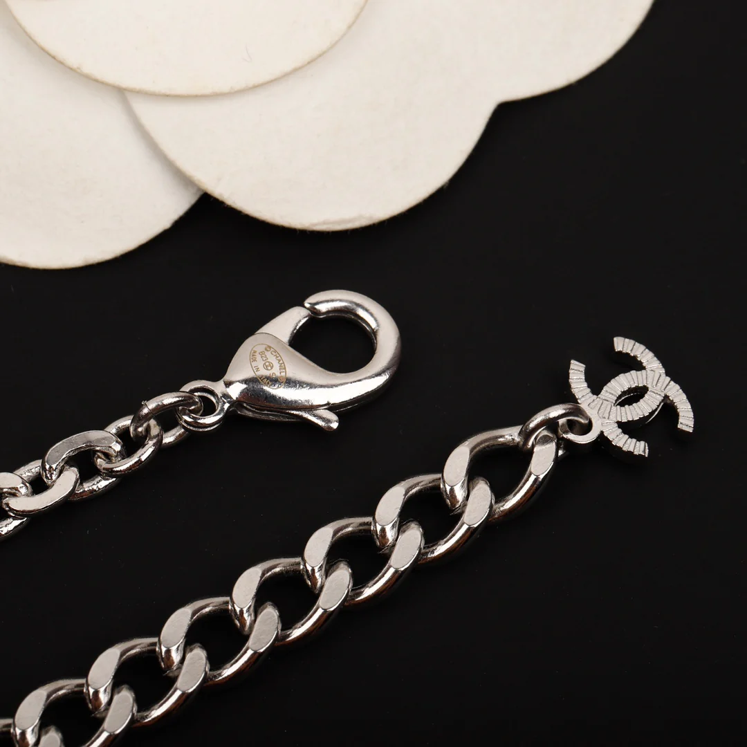 Chanel - Колье 377