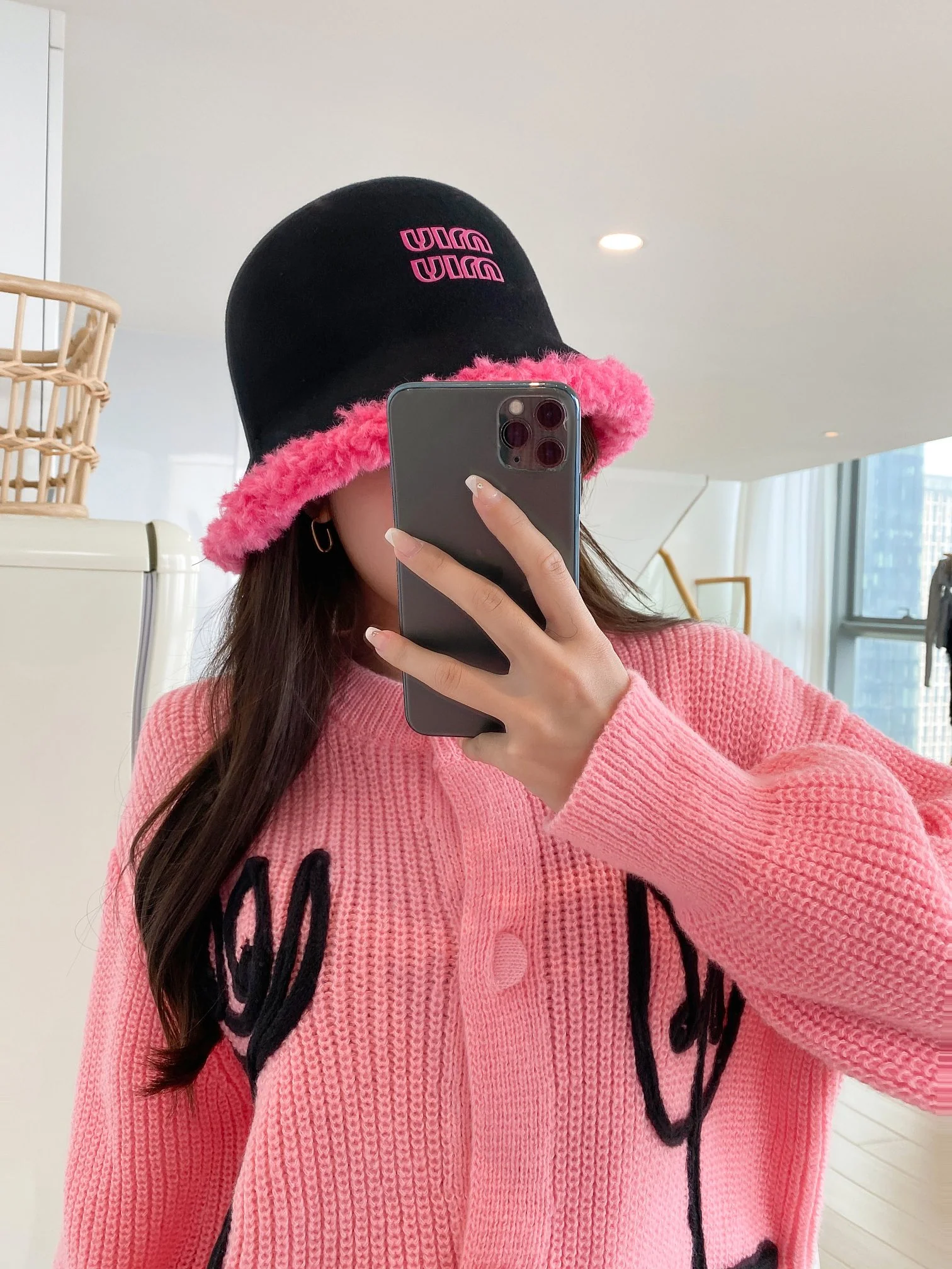 Miu Miu - Шерстяная шапка - Черная