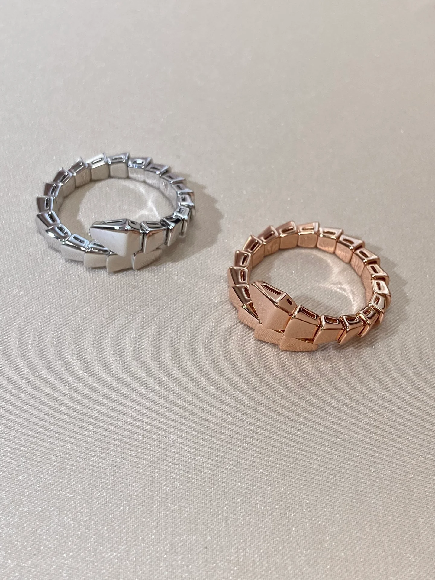 Кольцо Bvlgari 025