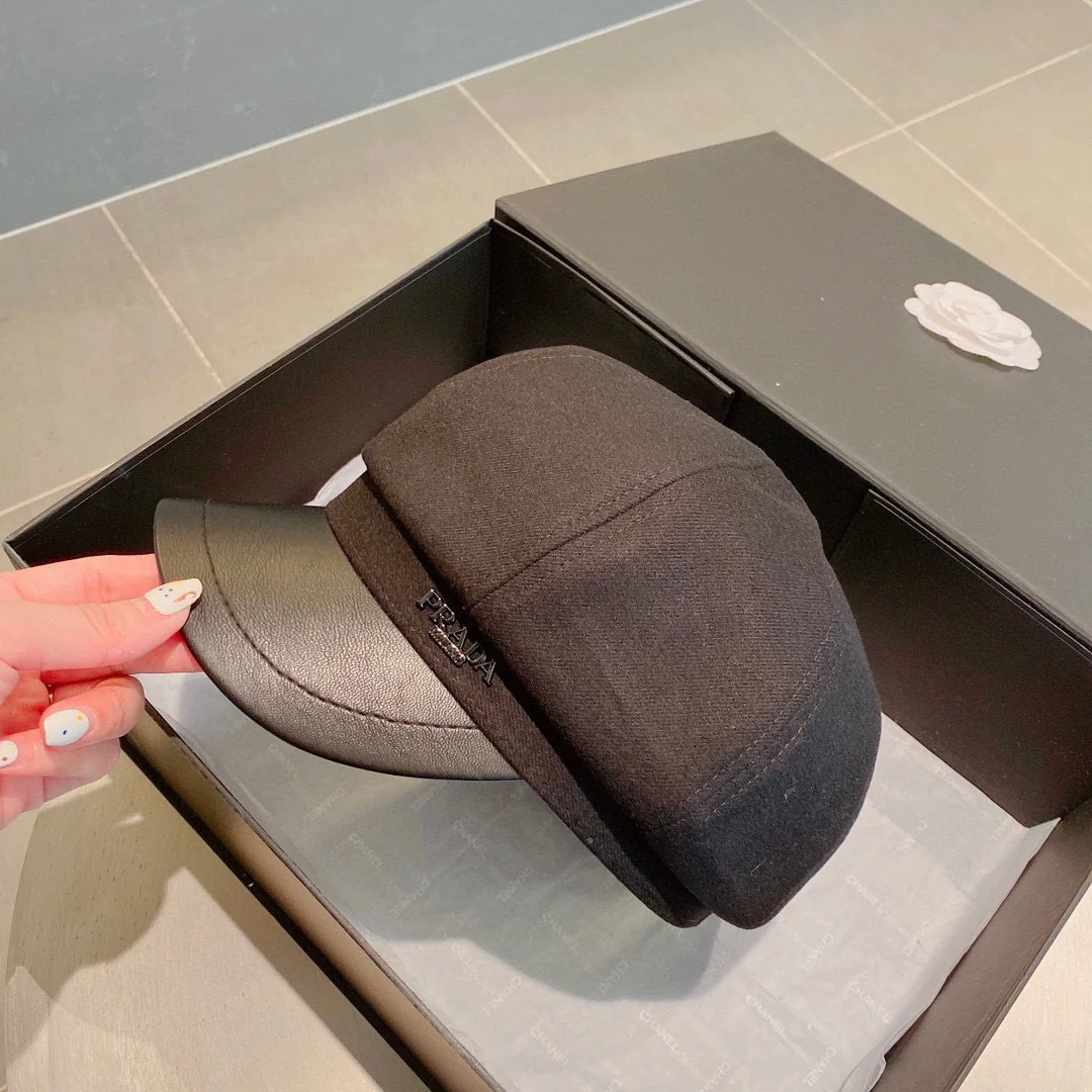 Prada - Черная бейсбольная кепка художника