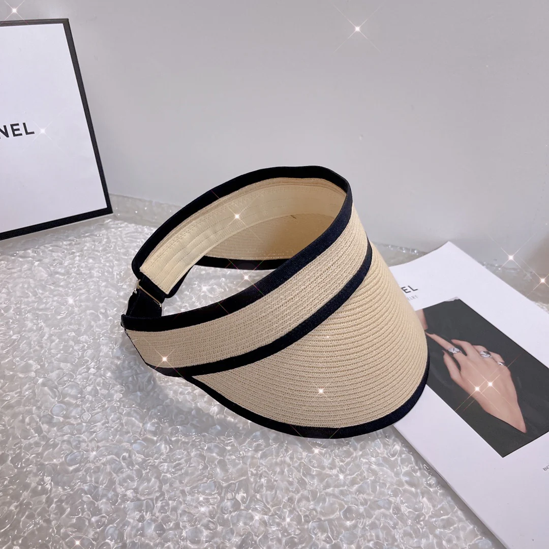 Регулируемая солнцезащитная шляпа Chanel с открытым верхом