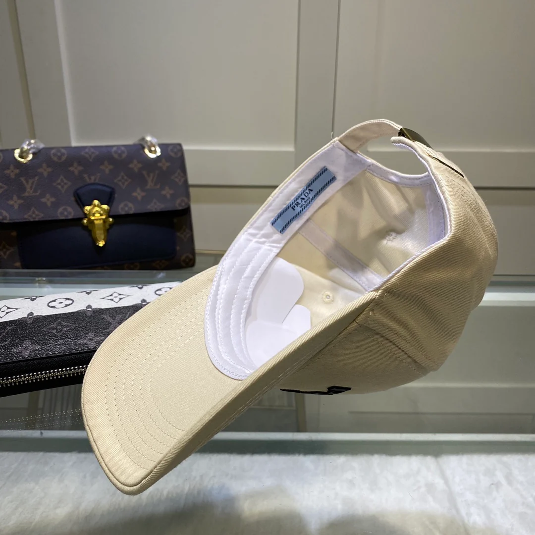 Prada - Классическая бейсболка