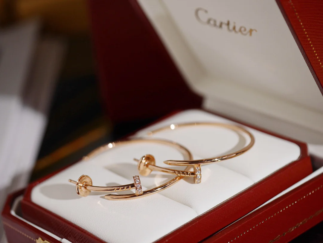 Серьги Cartier 022