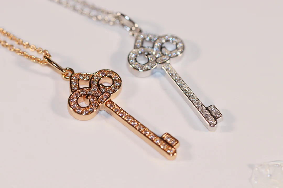 Колье Tiffany 079