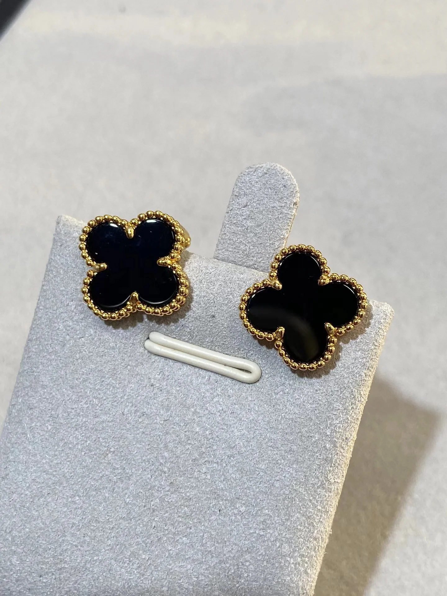 Серьги VCA 077