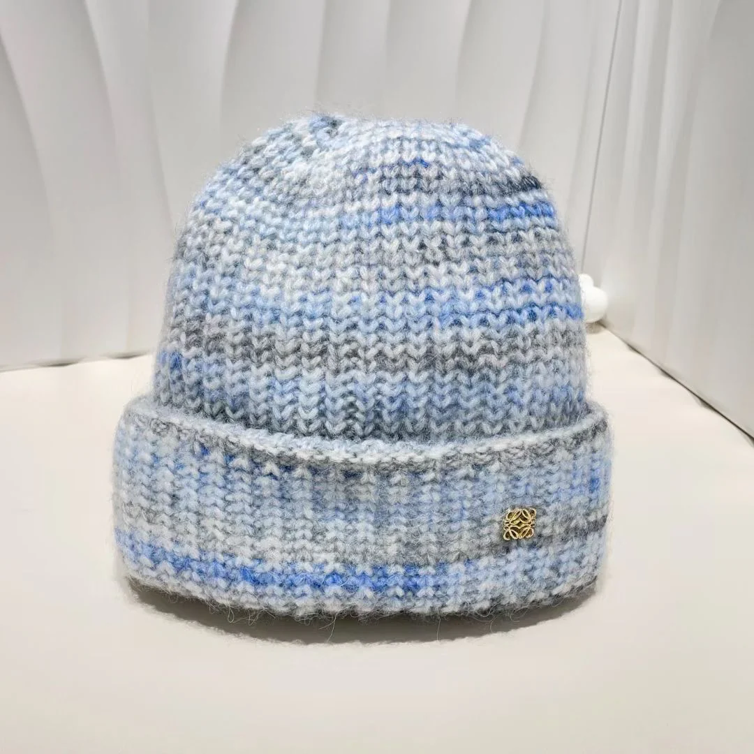 LOEWE - Простая вязаная шапка крупной вязки