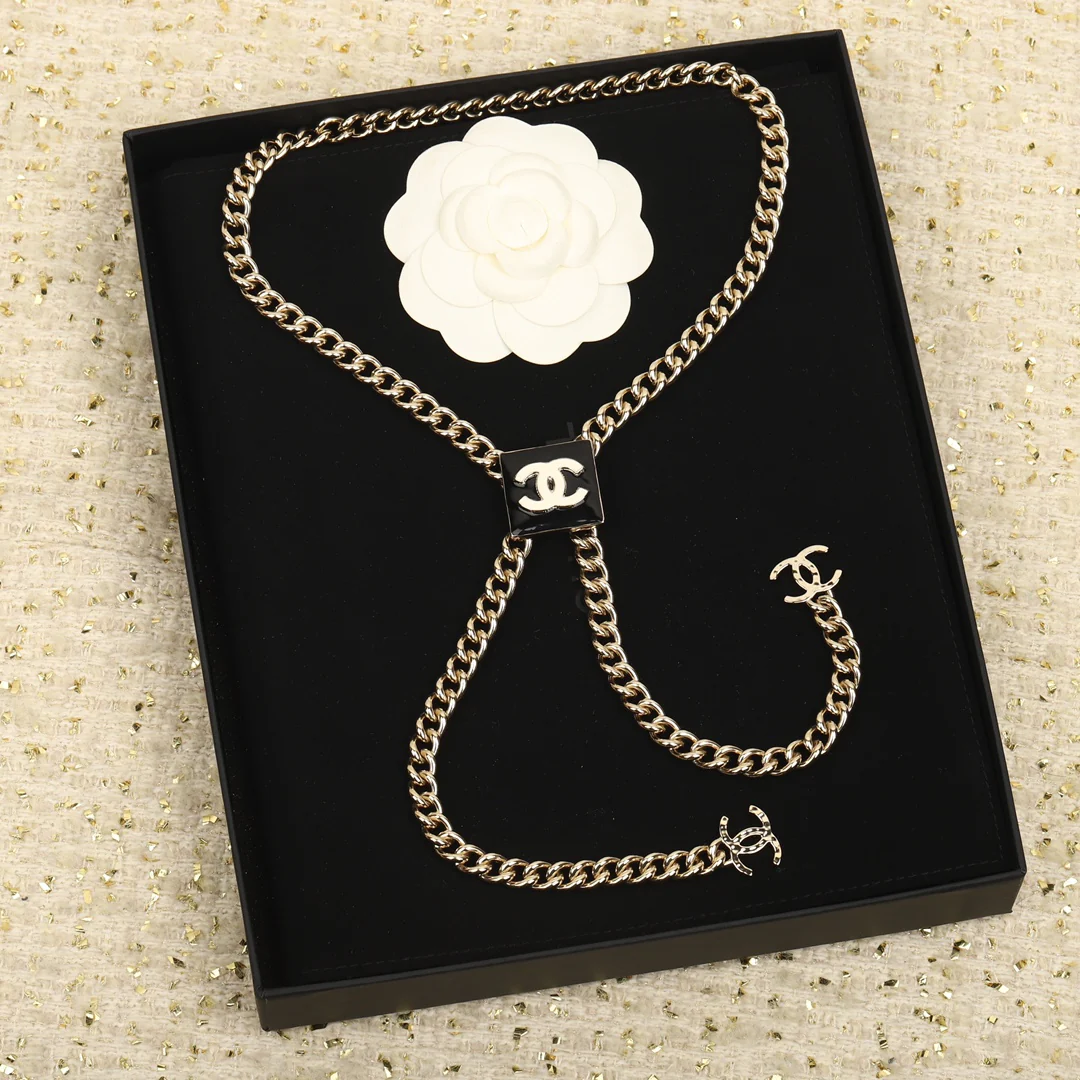 Chanel - Колье 475