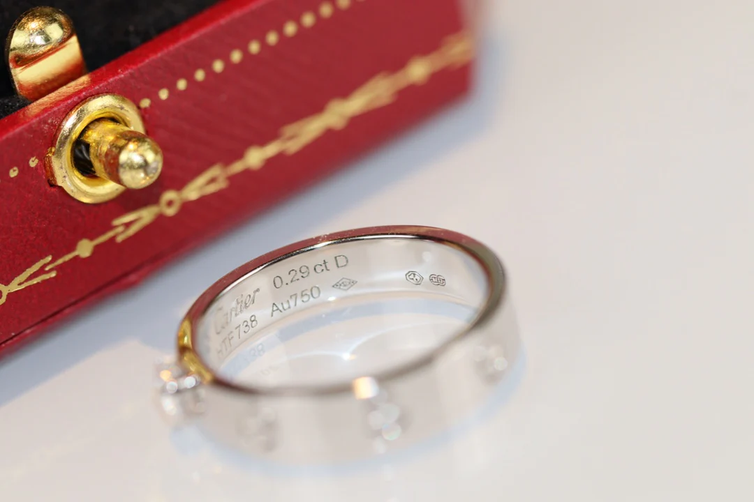 Кольцо Cartier Love Solitaire — розовое и белое золото