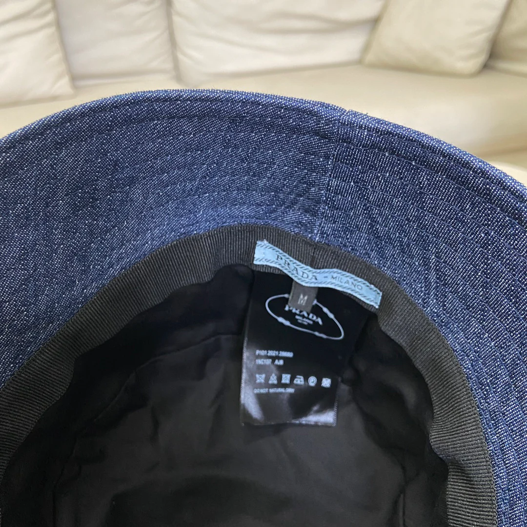 Рыбацкая шляпа Prada с эффектом потертости - Черная - 1