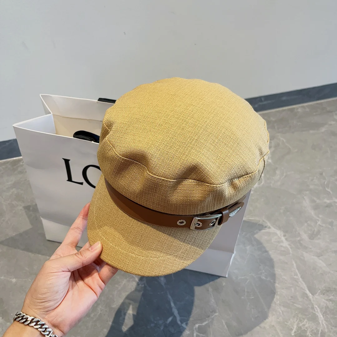 Prada - Новая модель берета на пуговицах для осенне-зимнего сезона - желтая