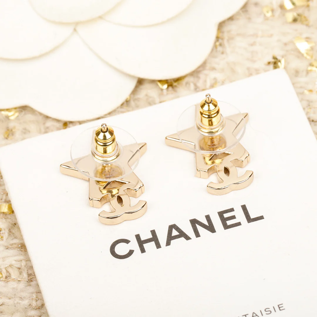 Серьги Chanel 800