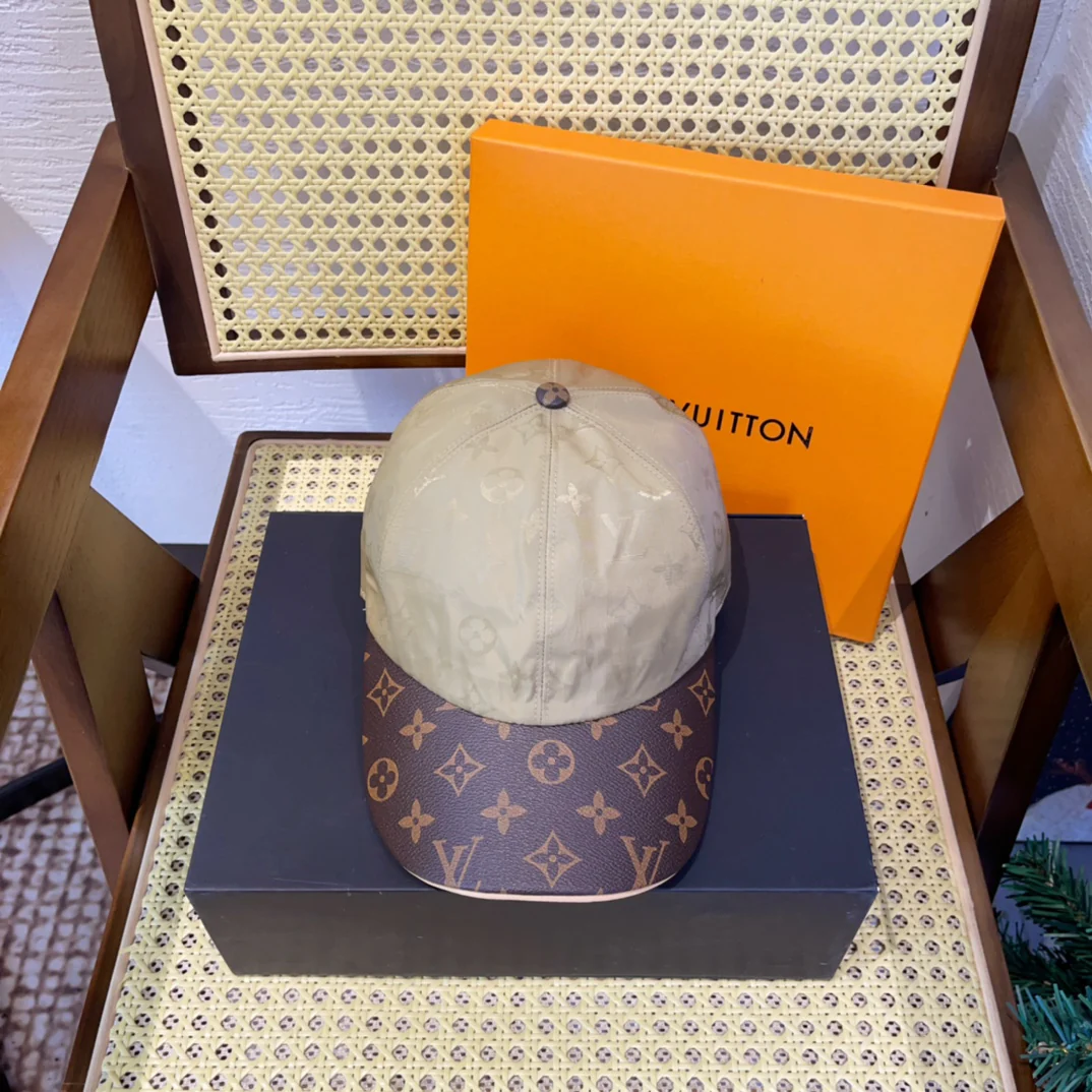 Бейсболка LV Reissue Monogram — цвет хаки