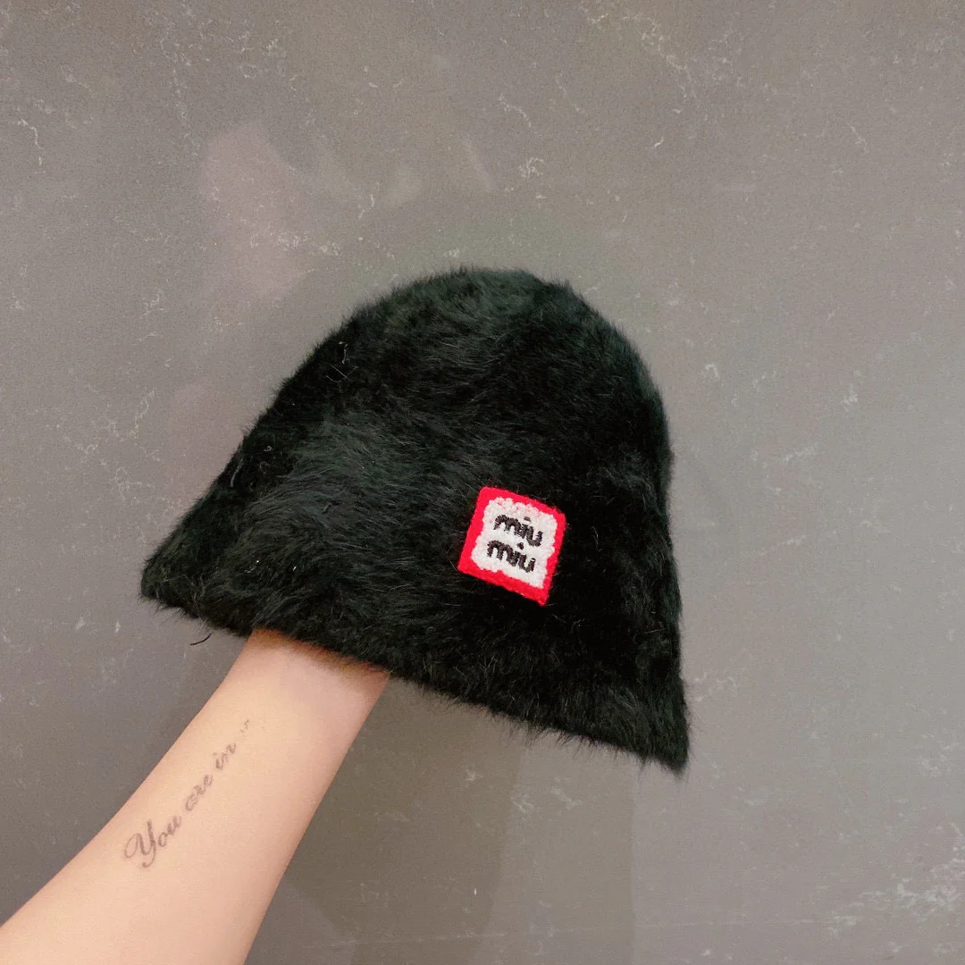 Miu Miu - Рыбацкая шапка из кроличьего флиса