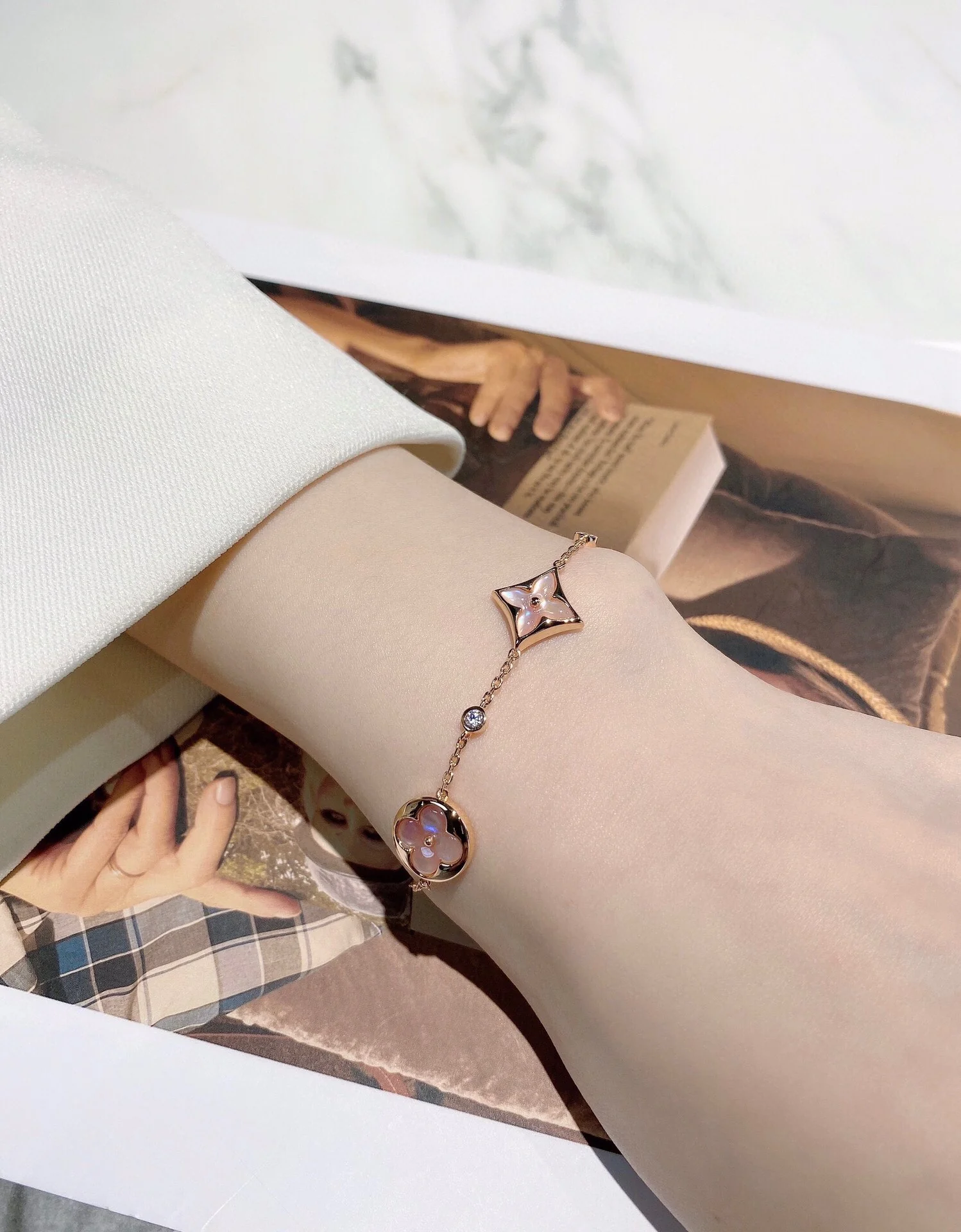 Браслет LV - 20