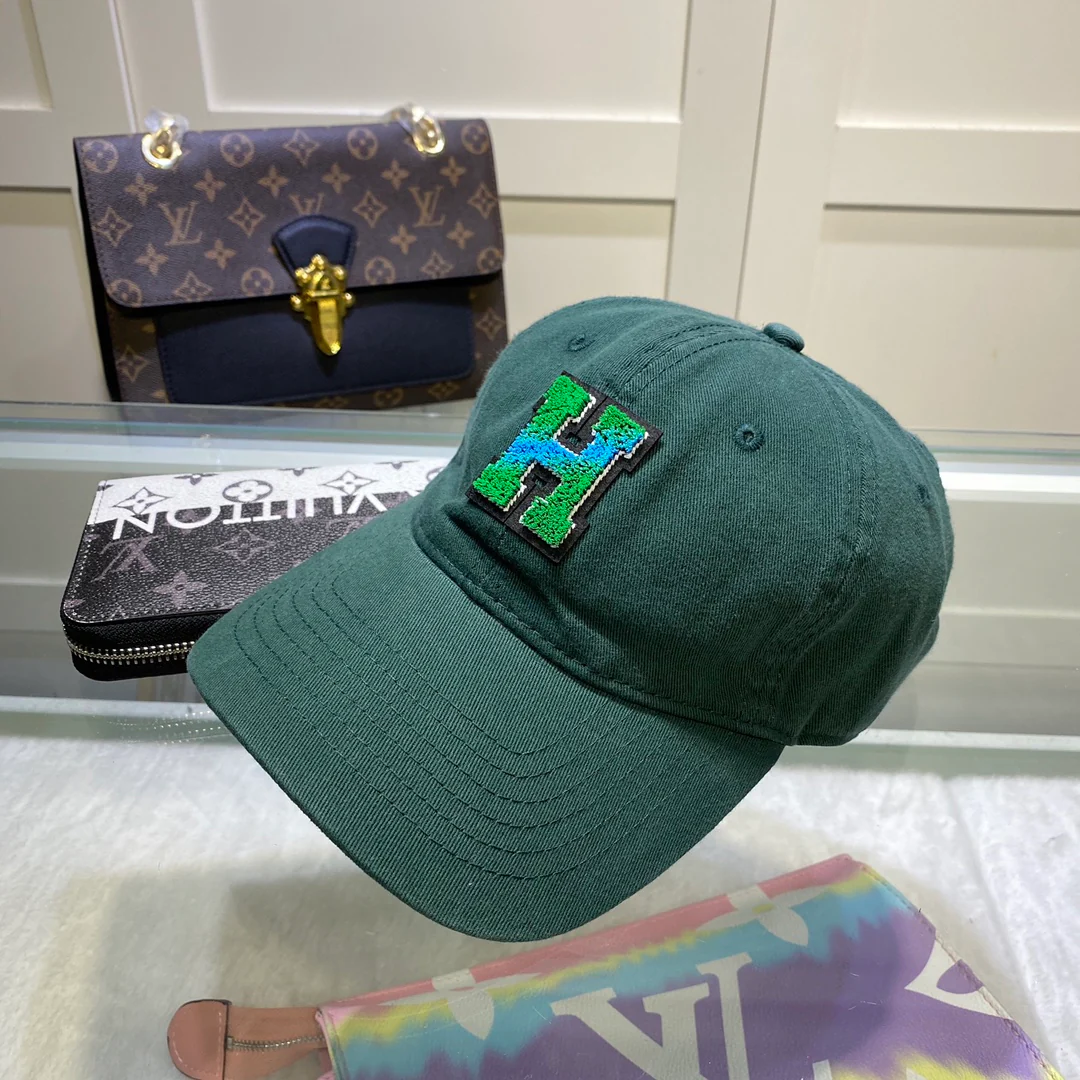 Бейсболка Hermes Limited Edition с принтом