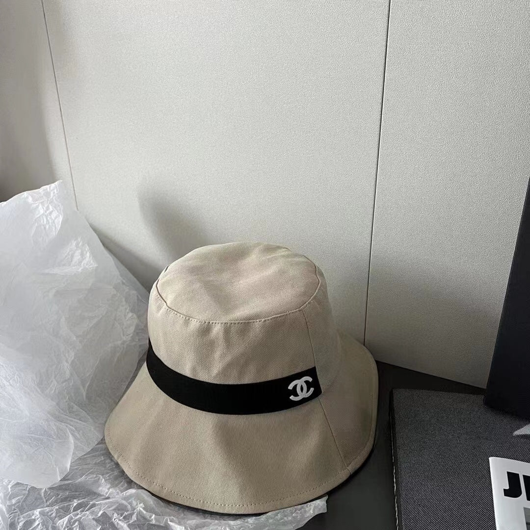 Рыбацкая шляпа Chanel - 1
