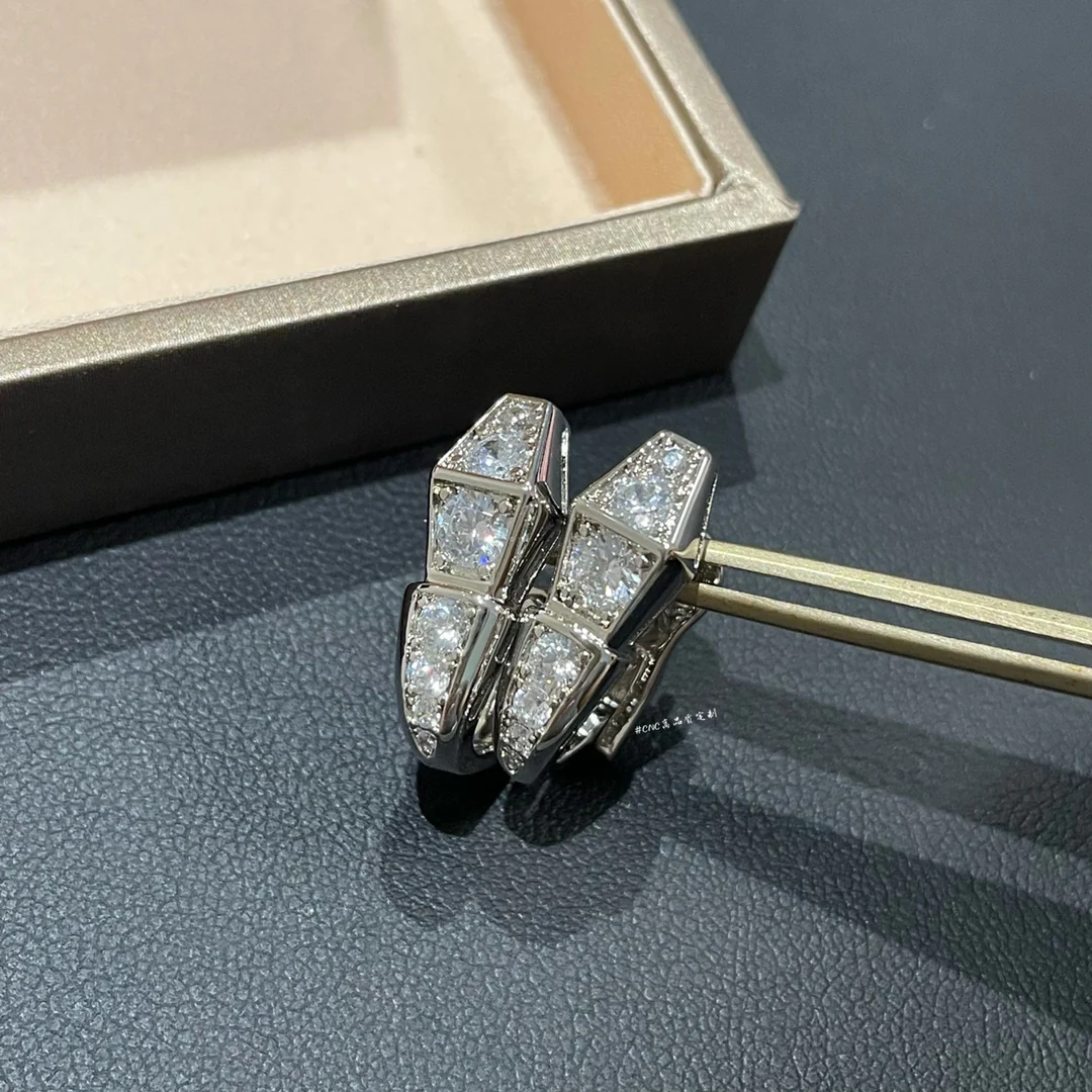 Серьги Bvlgari 016