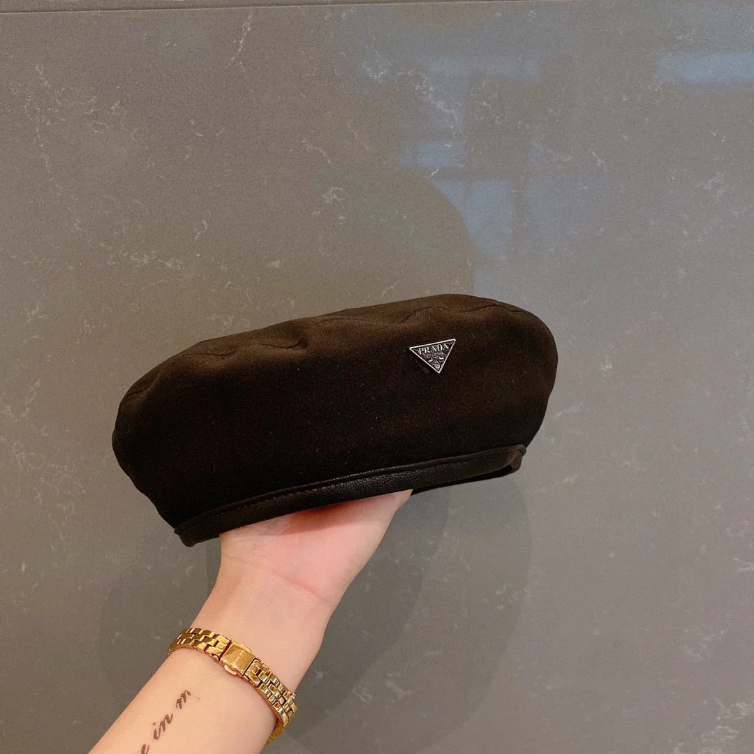 Шерстяной берет Prada - черный - 2