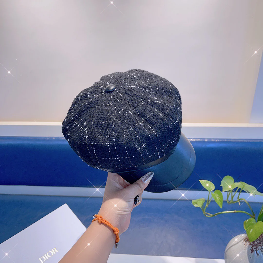 Chanel - восьмиугольная шляпа - черная