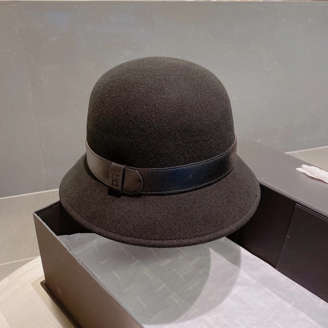 Шерстяная шляпа Hermes - черная