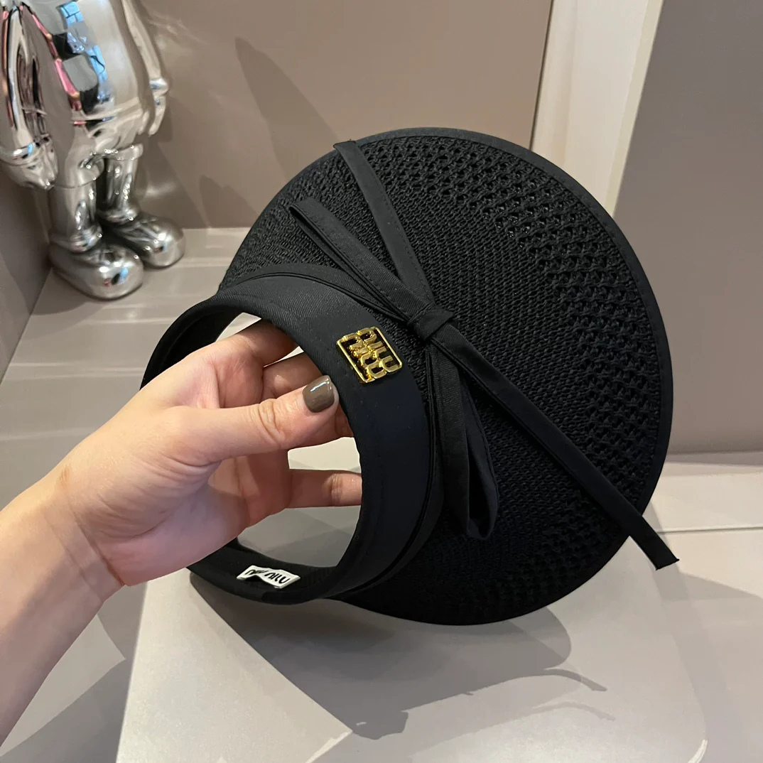 Miu Miu - Новая вязаная солнцезащитная шляпа на завязках - Черная