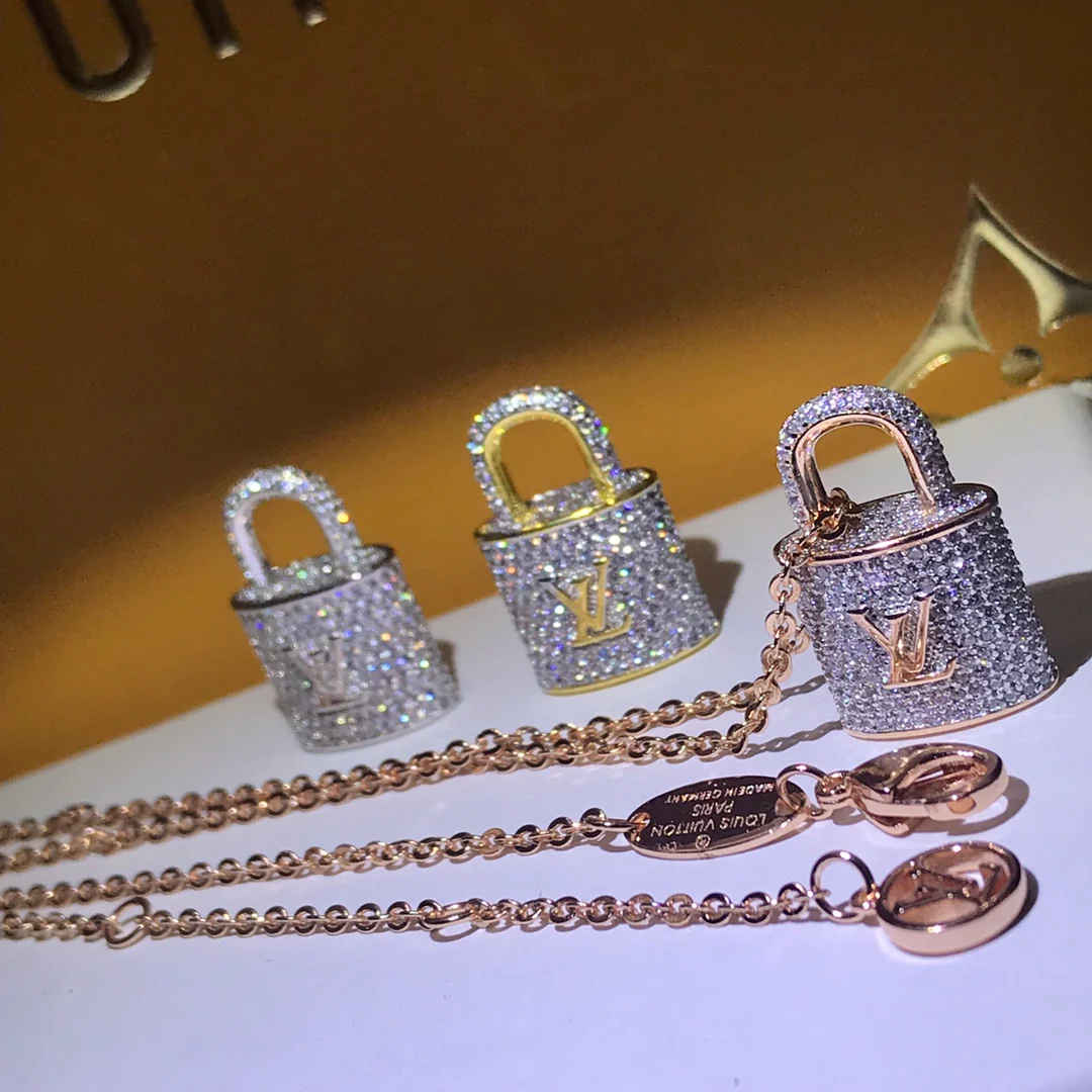 LV-Ожерелье-3