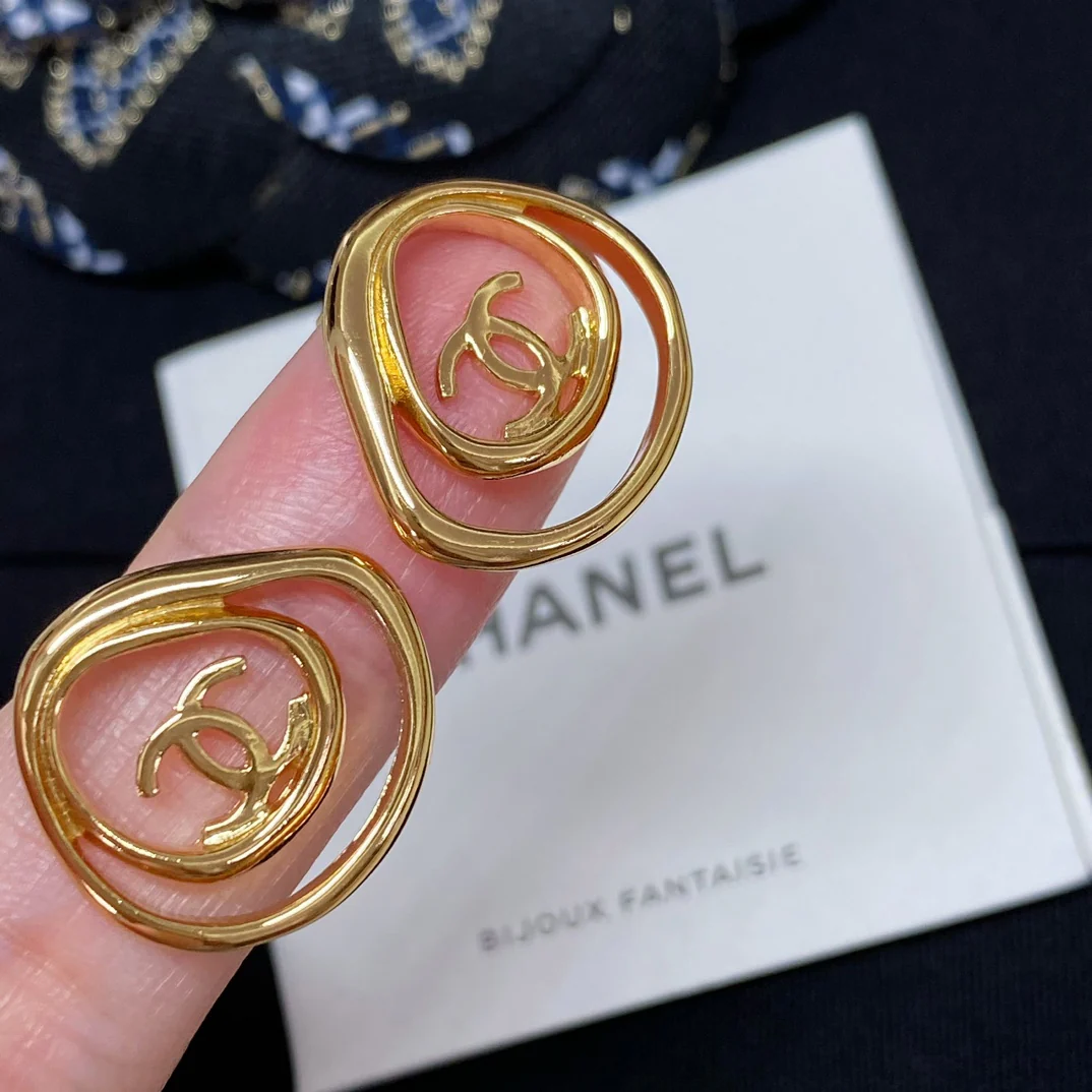 Серьги Chanel 999