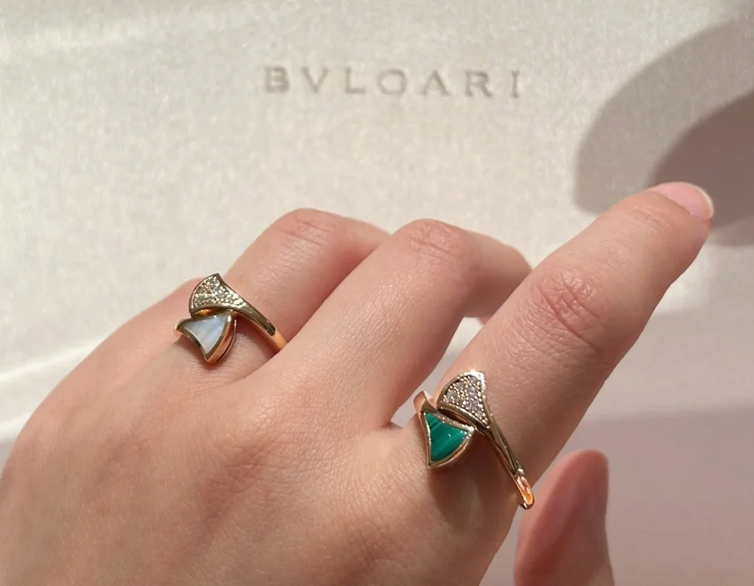 Кольцо Bvlgari 015