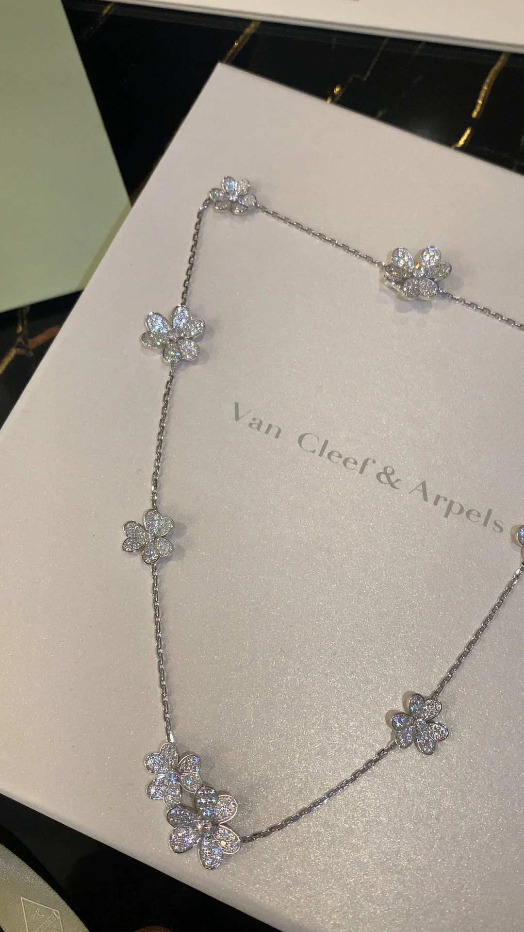 Van Ville - Колье 085