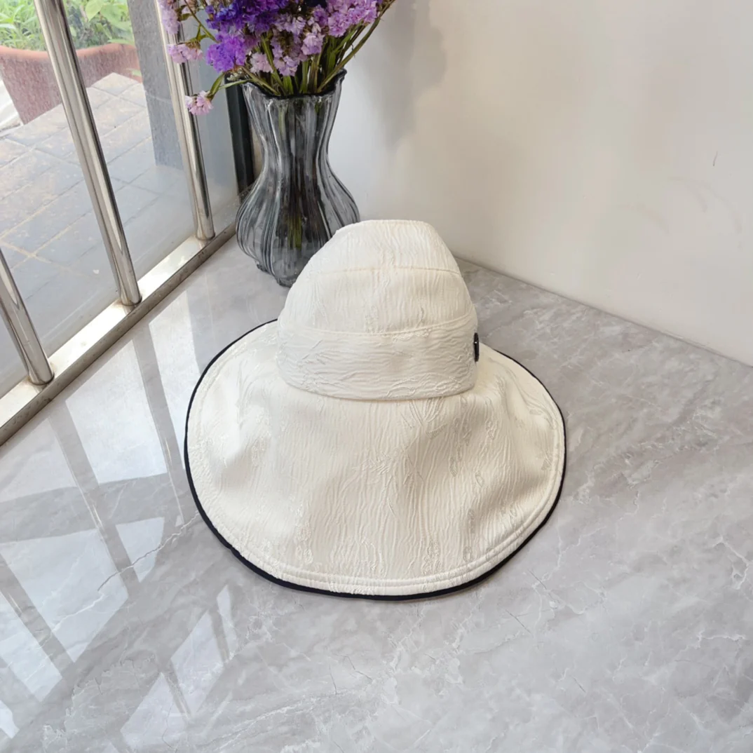 LV - Новая простая широкополая солнцезащитная шляпа