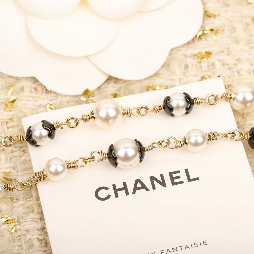 Chanel - Колье 613