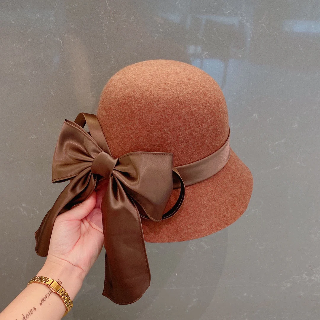 Шерстяная шляпа Chanel - коричневая