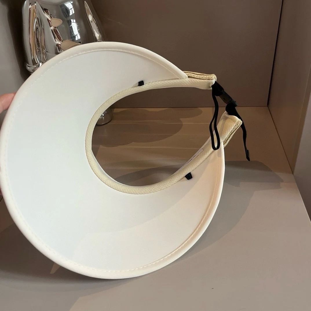 Celine - Универсальная солнцезащитная шляпа - Белая