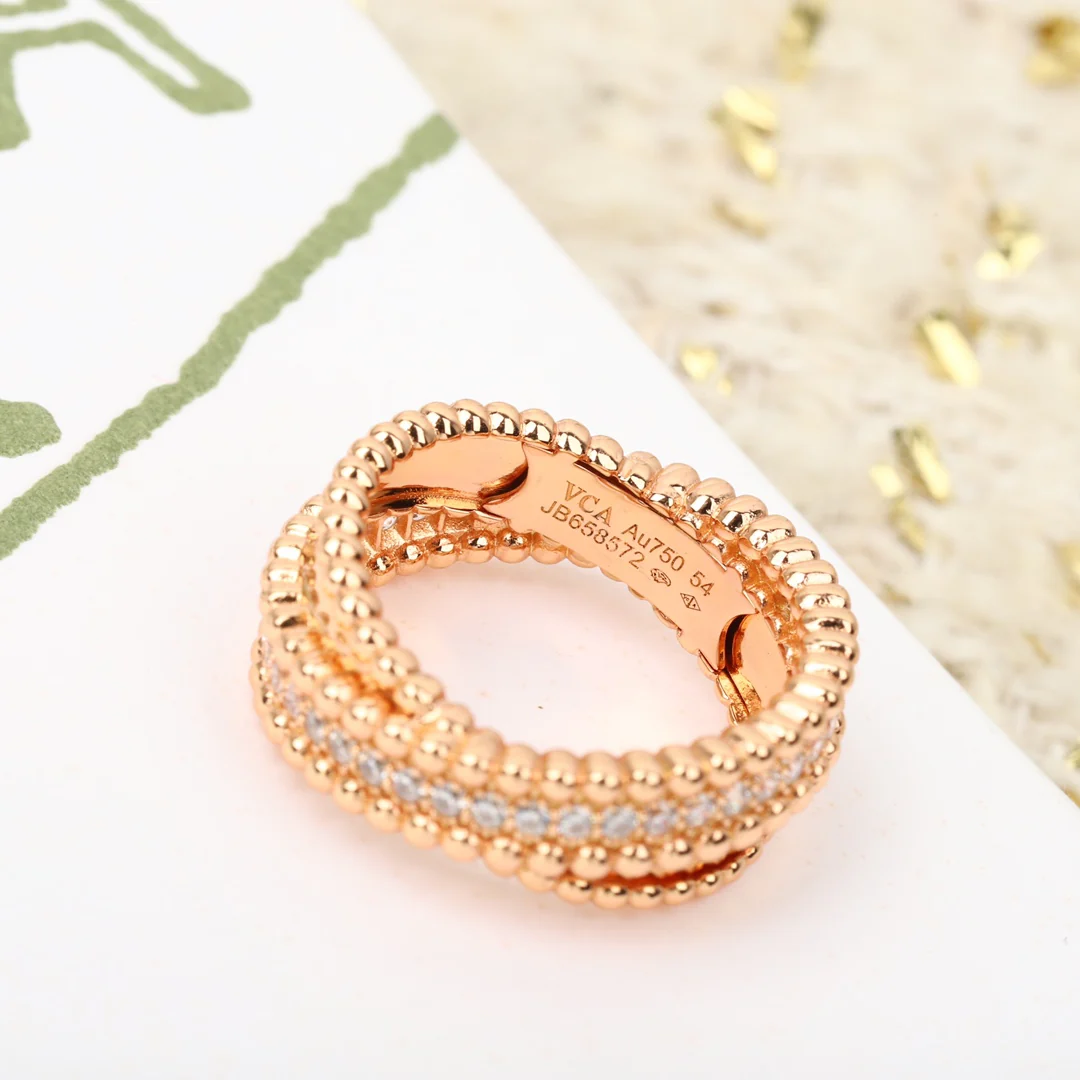 Ван Век - Кольцо 024