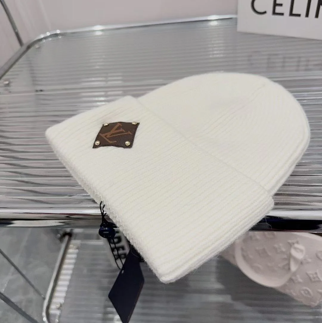 LV - Шерстяная вязаная шапка-бини - 2