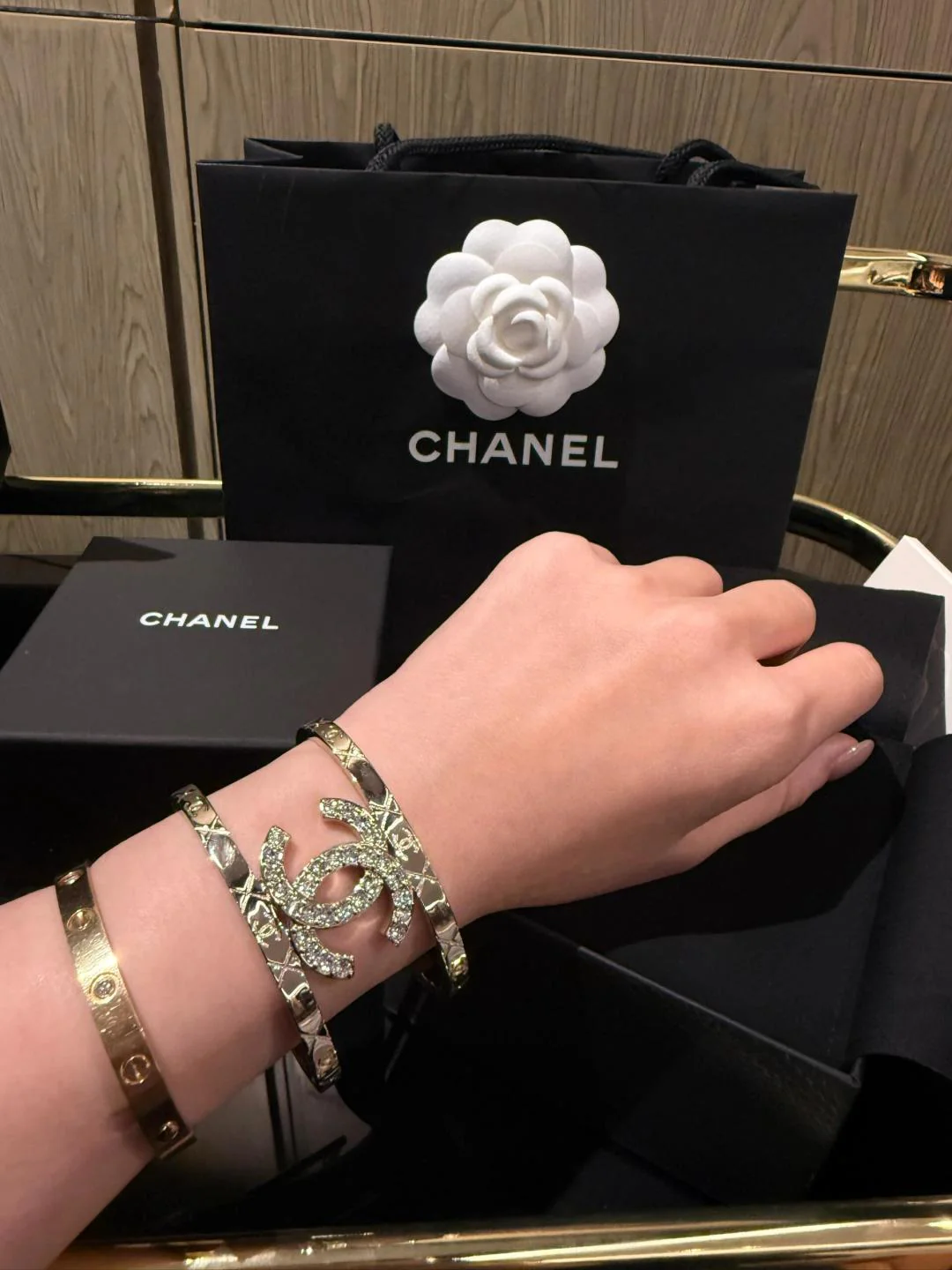 Браслет Chanel 25p Open Double C Full Grip