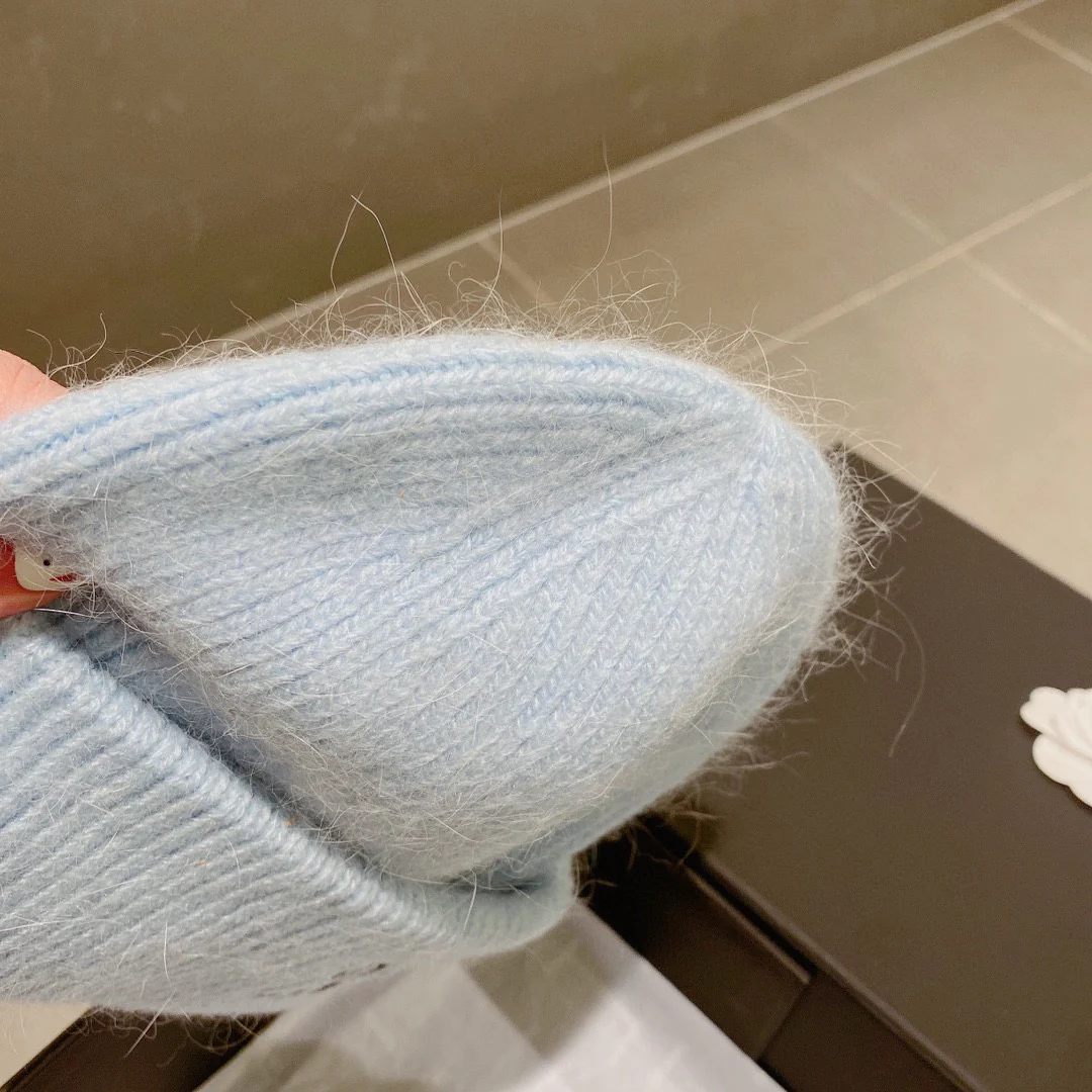 Miu Miu - Шапка из кроличьего меха - Синяя