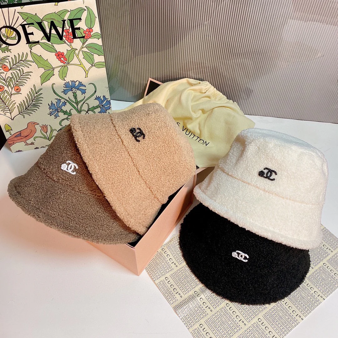 Chanel - Рыбацкая шляпа из овечьей шерсти - Абрикосовый цвет