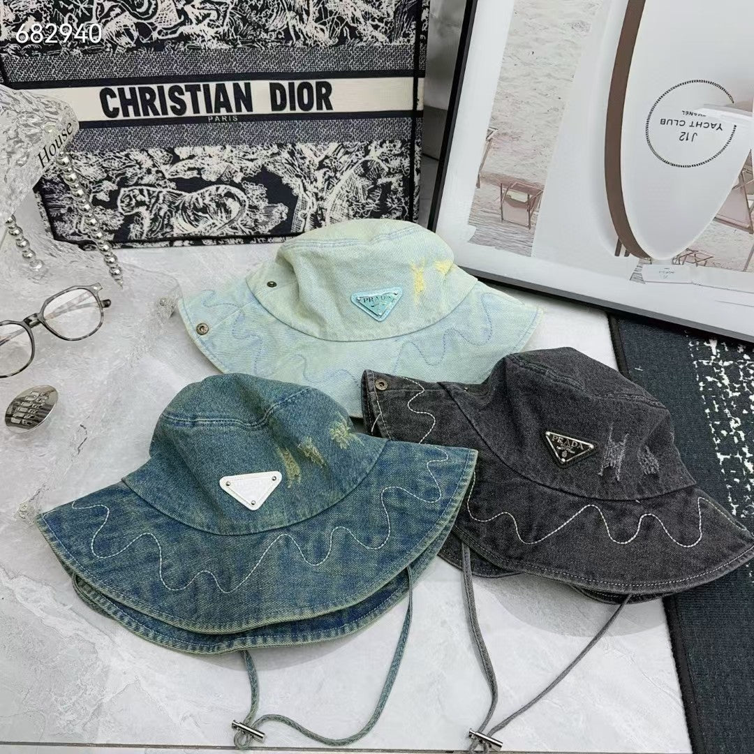 Prada - Панама из выстиранного денима