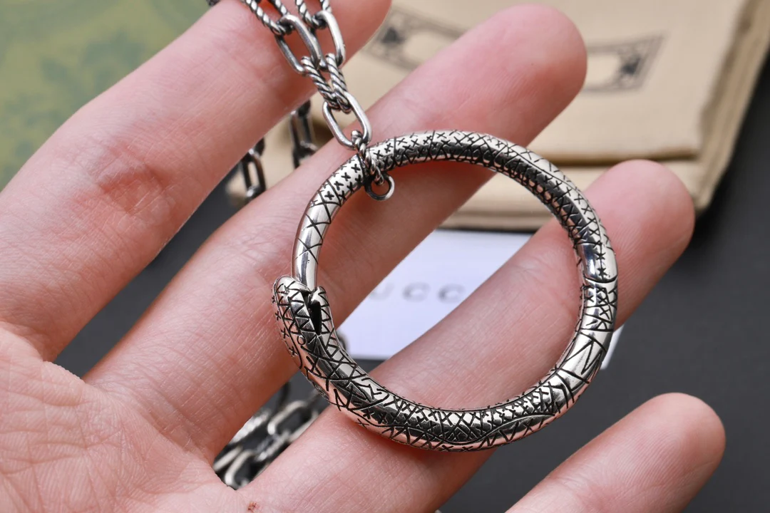 Gucci - Колье 054