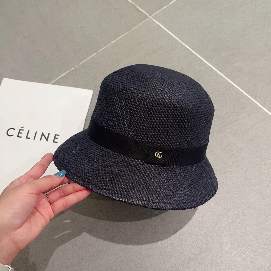 Новые поступления коллекции Gucci весна/осень 2023 — Соломенная шляпа — Черная