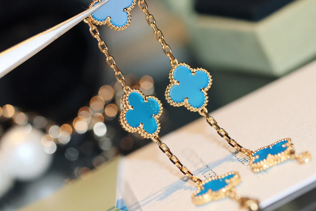 Браслет VCA - 17