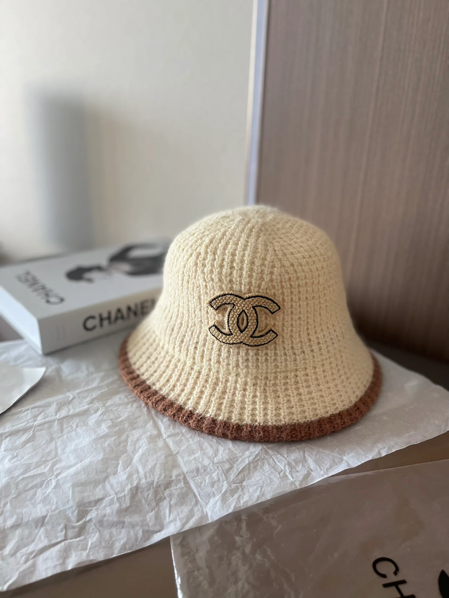 Chanel - Шерстяная панама - Белая