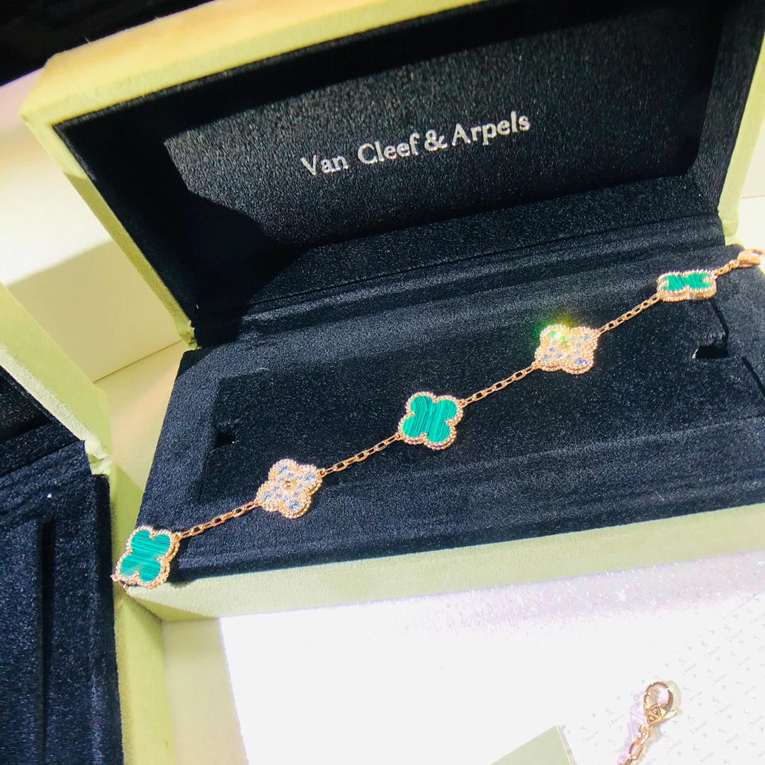 Браслет VCA - 16